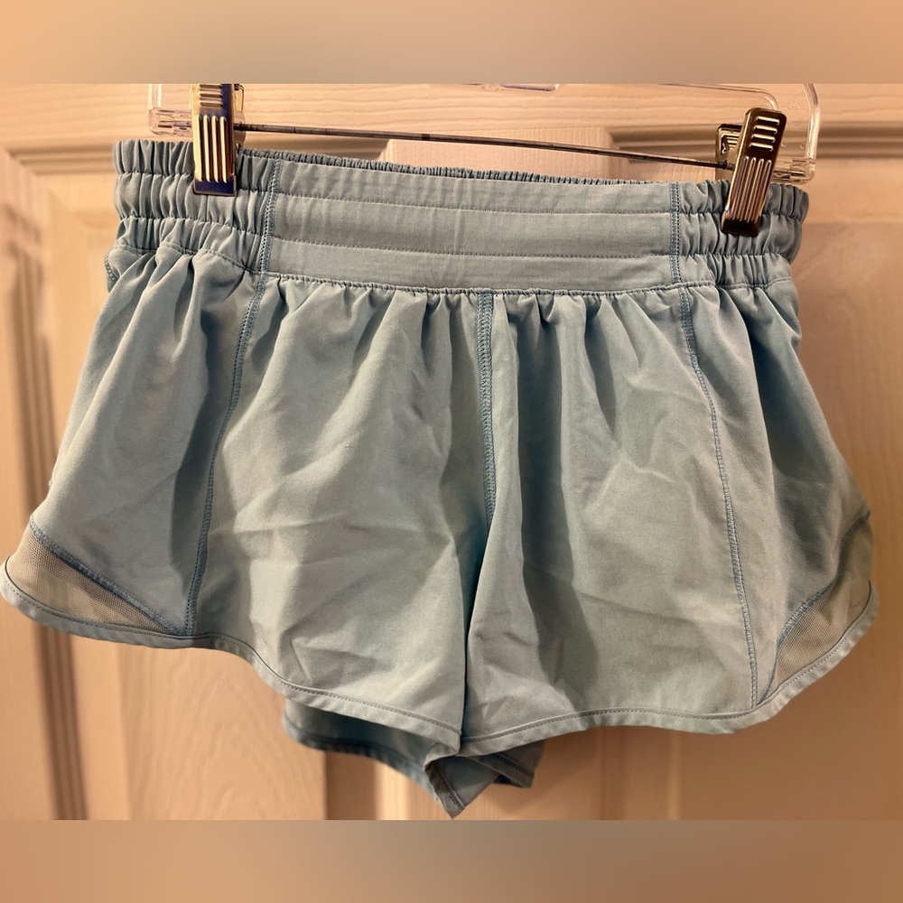 Lululemon Hotty-Hot shorts size 4. 2.5 inch. Light blue.